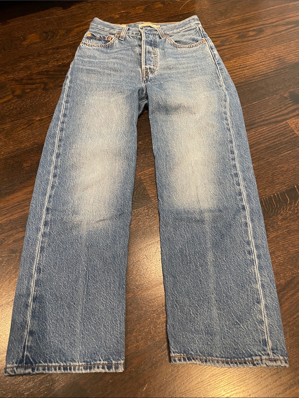 Levi's Relaxed Straight Jeans in Light Blue Denim